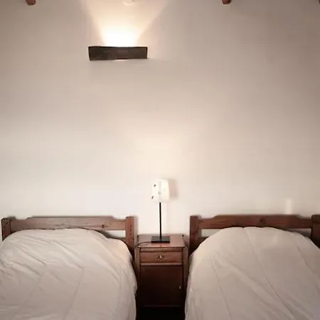 Abrigo Dos Bodes - Goat's Shelter Hotel 3*