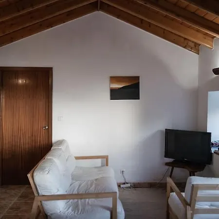 Abrigo Dos Bodes - Goat's Shelter Hotel