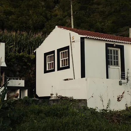 Abrigo Dos Bodes - Goat's Shelter 3* Calheta (Azores)