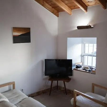 Abrigo Dos Bodes - Goat's Shelter Hotel 3*